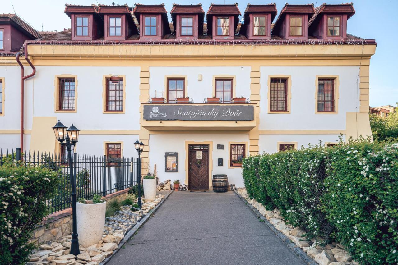 Hotel Svatojansky Dvur Прага Экстерьер фото